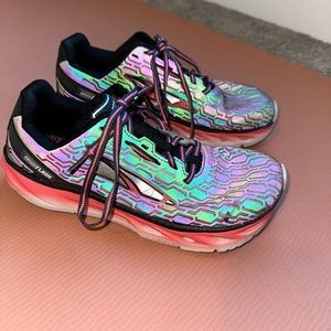 Altra womens impulse flash athletic shoes size 8.5